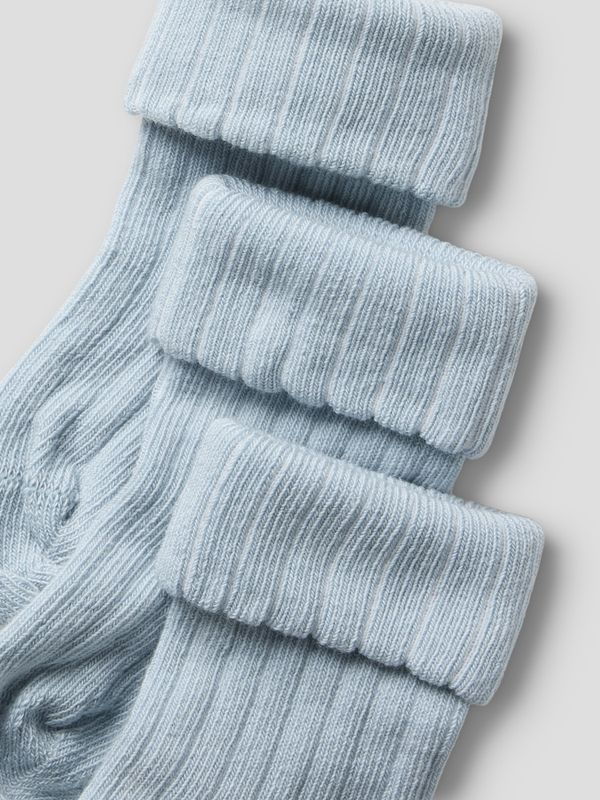Nbnhobbu 3 pk med dueblå babysokker